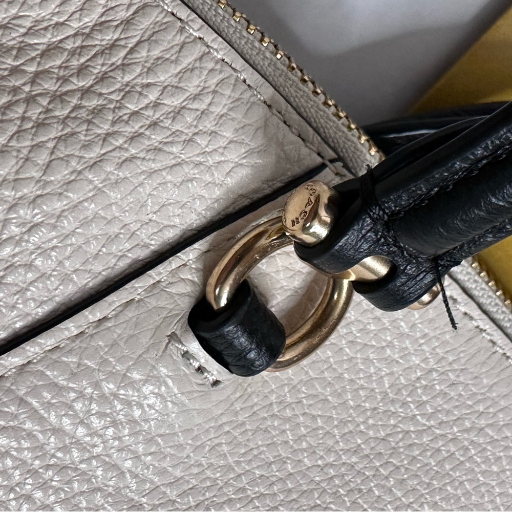 Coach Prairie Satchel Chalk Pebbled Leather Handbag - Picture 10 of 14